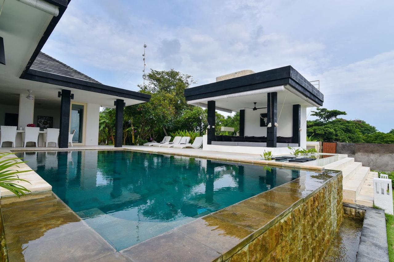 Villa Pondok Wahyu Sedana Umeanyar Luaran gambar